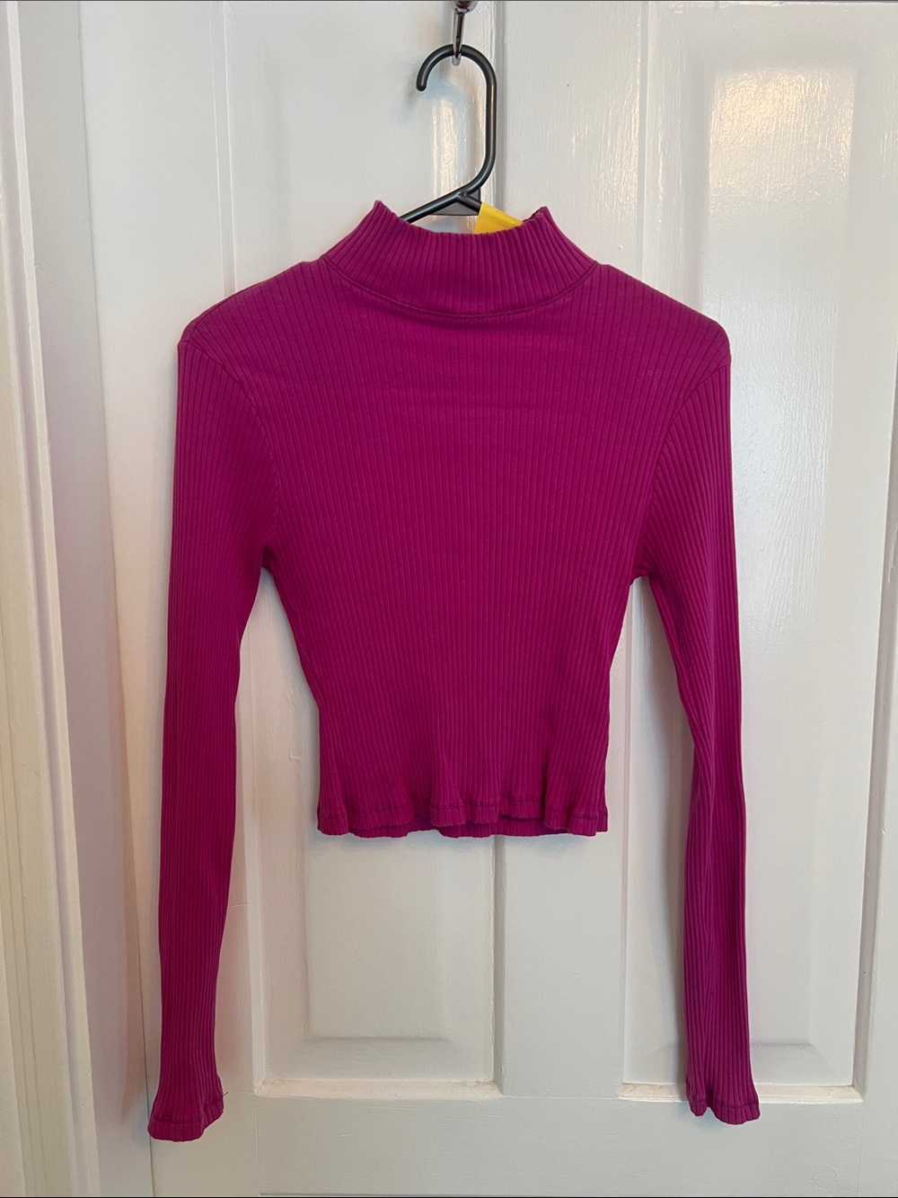 Women's Ribbed Mock Neck Long-Sleeve Top - Fuchsia Pink